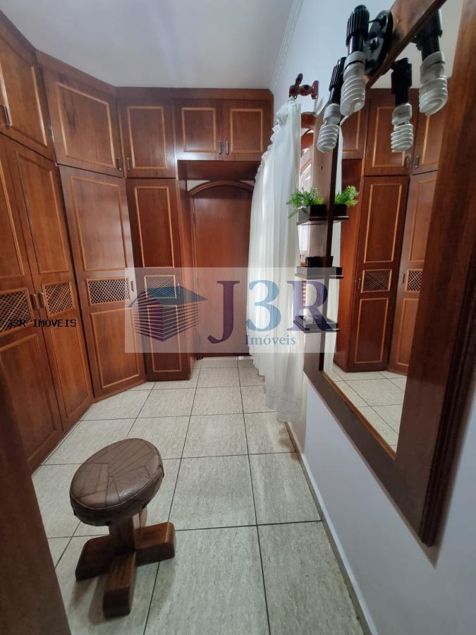 Casa à venda com 6 quartos, 395m² - Foto 23