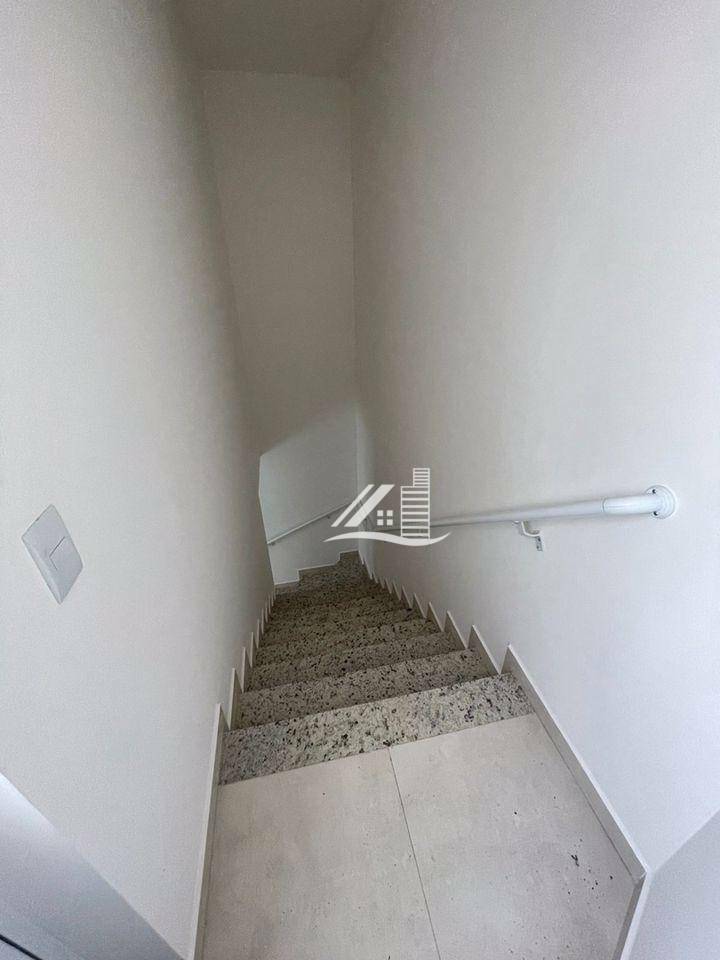 Cobertura à venda com 2 quartos, 80m² - Foto 12