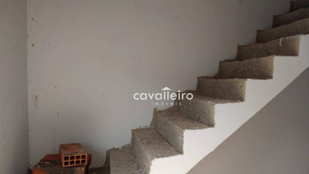 Casa à venda com 3 quartos, 120m² - Foto 15