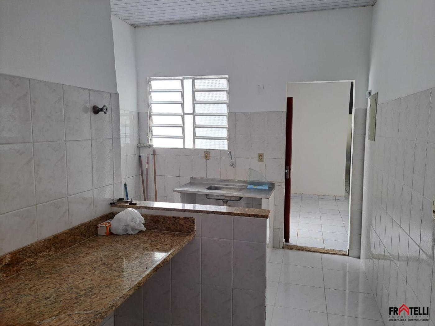 Casa à venda com 4 quartos, 140m² - Foto 8