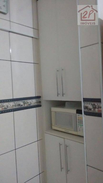 Apartamento à venda com 2 quartos, 65m² - Foto 16