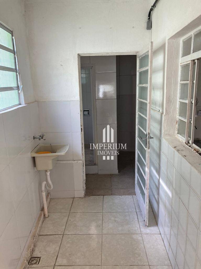 Casa para alugar com 1 quarto, 50m² - Foto 10