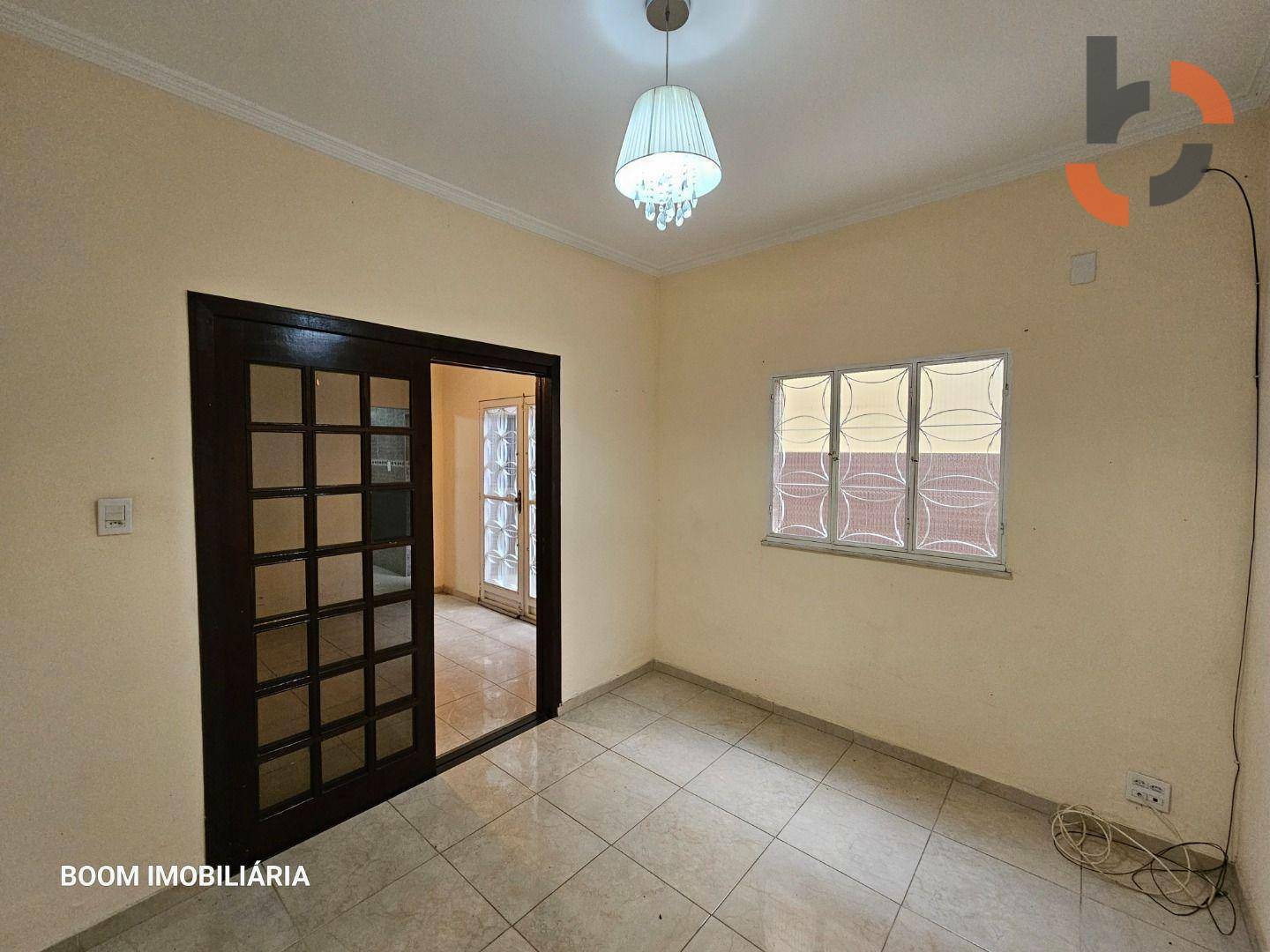 Casa à venda com 6 quartos, 210m² - Foto 45