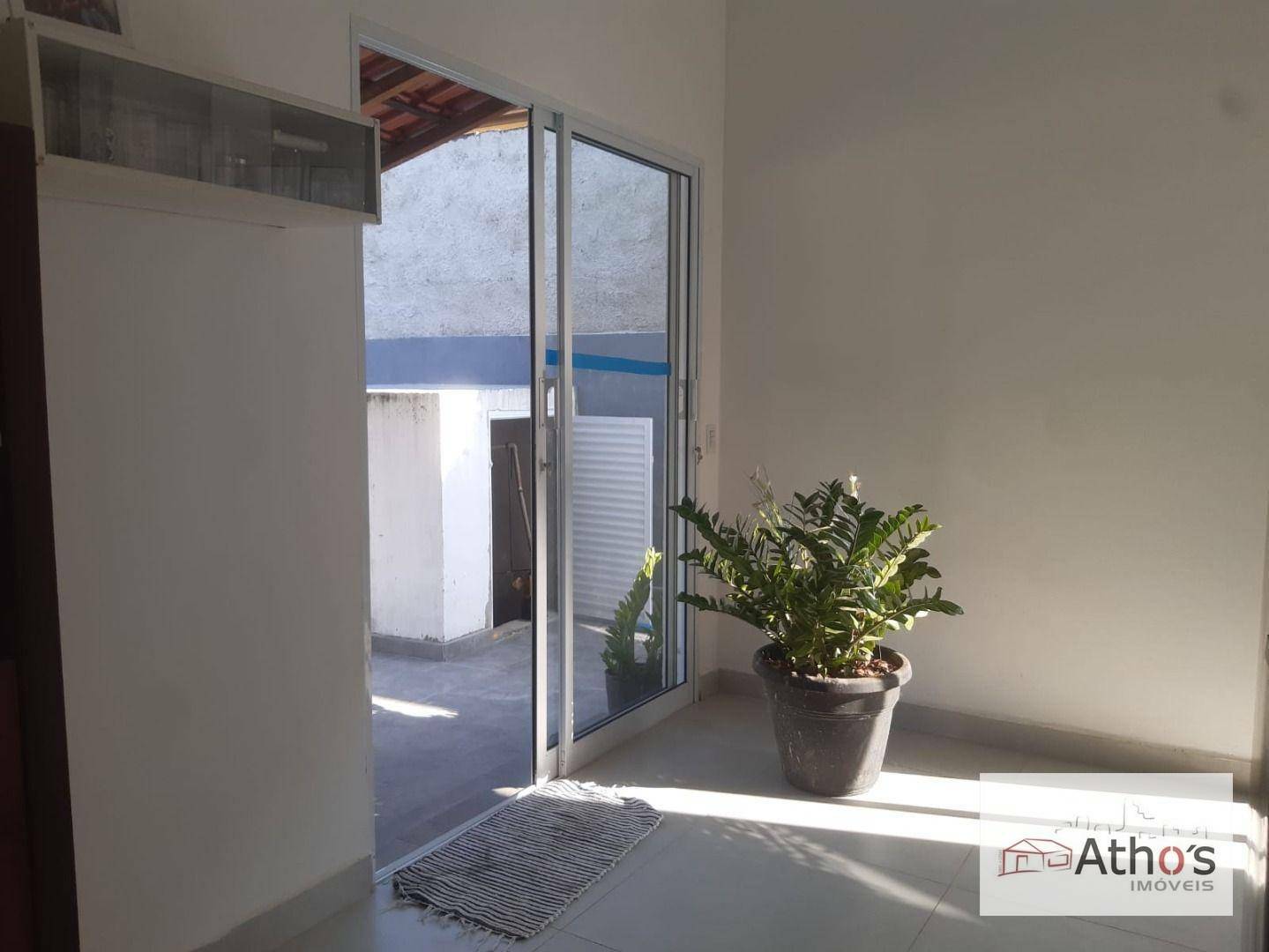 Chácara à venda com 2 quartos, 150m² - Foto 6