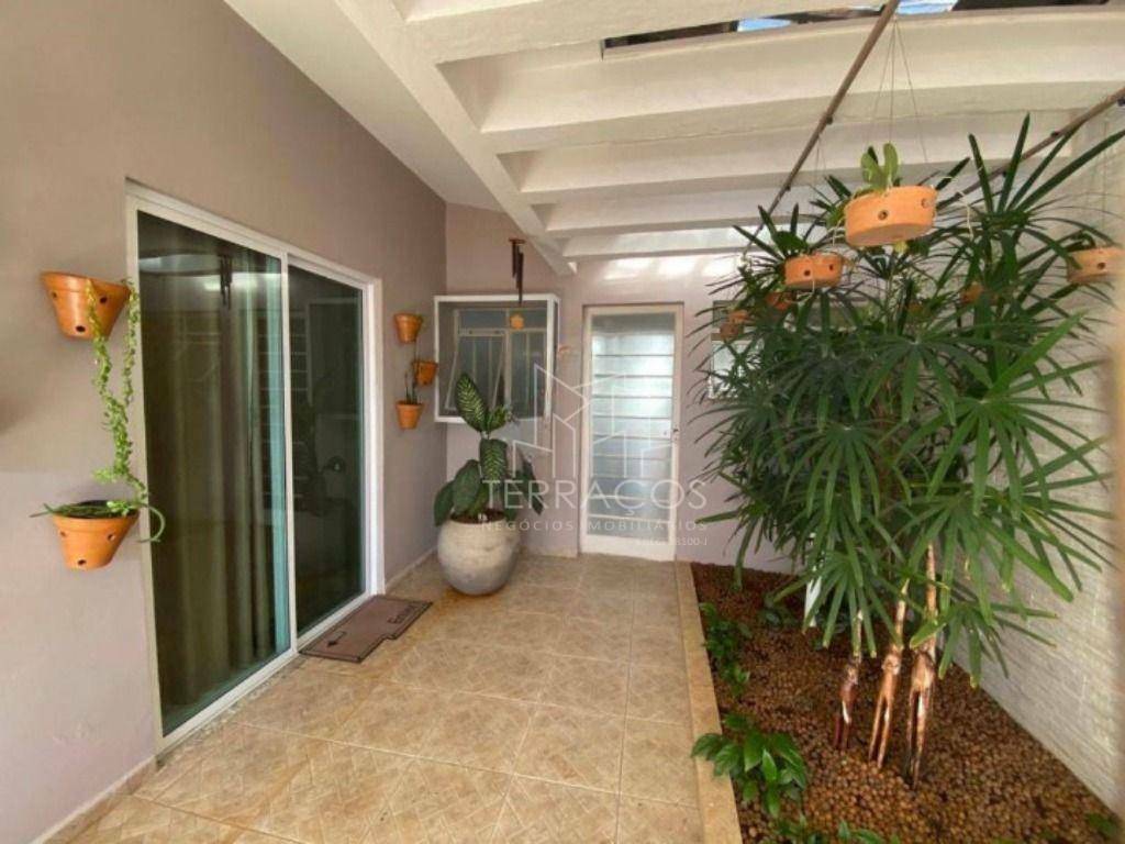 Casa à venda com 3 quartos, 228m² - Foto 40