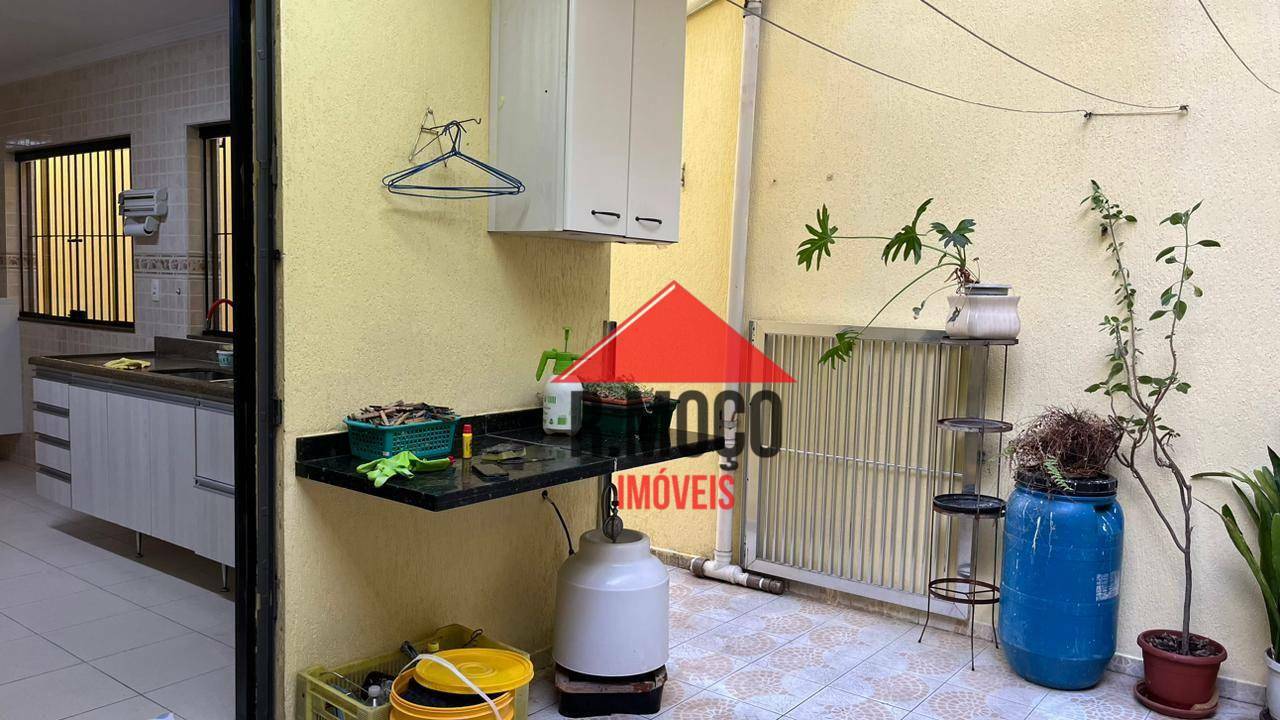 Sobrado para alugar com 3 quartos, 120m² - Foto 33