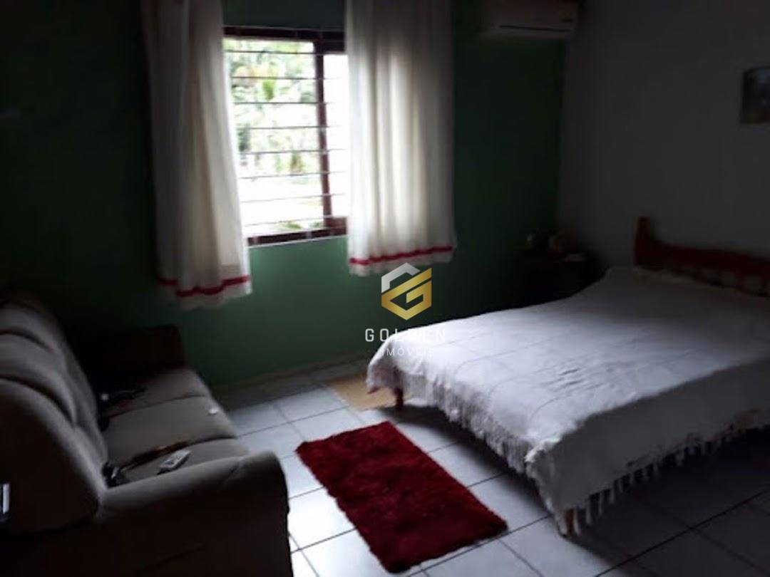 Sítio à venda com 5 quartos, 300m² - Foto 6