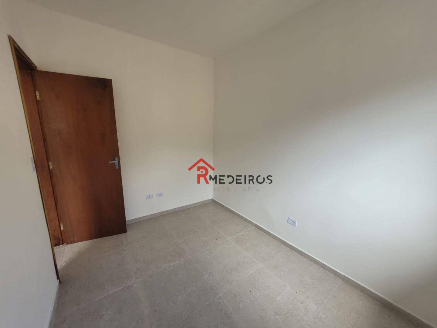 Casa à venda com 2 quartos, 46m² - Foto 6