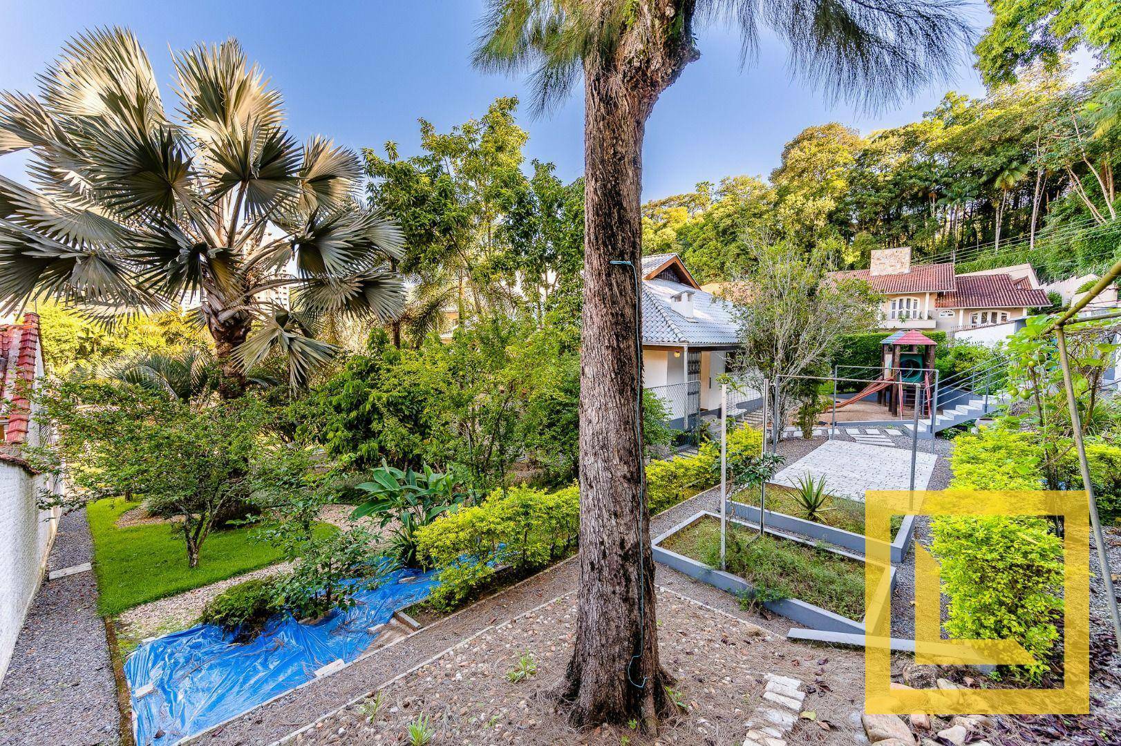 Casa, 3 quartos, 298 m² - Foto 4