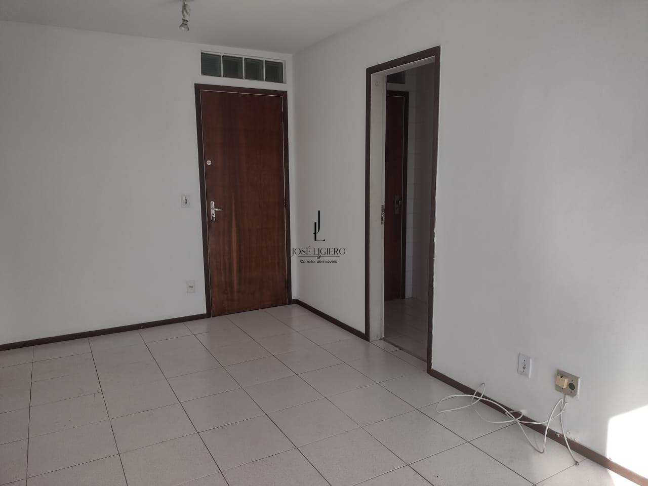 Apartamento à venda com 1 quarto, 45m² - Foto 5