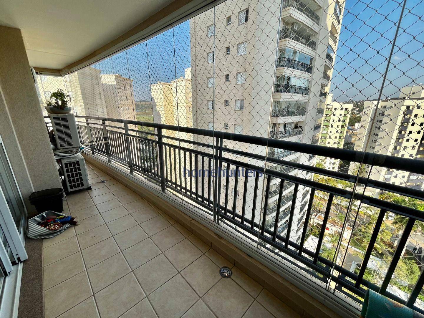 Apartamento à venda com 3 quartos, 137m² - Foto 5