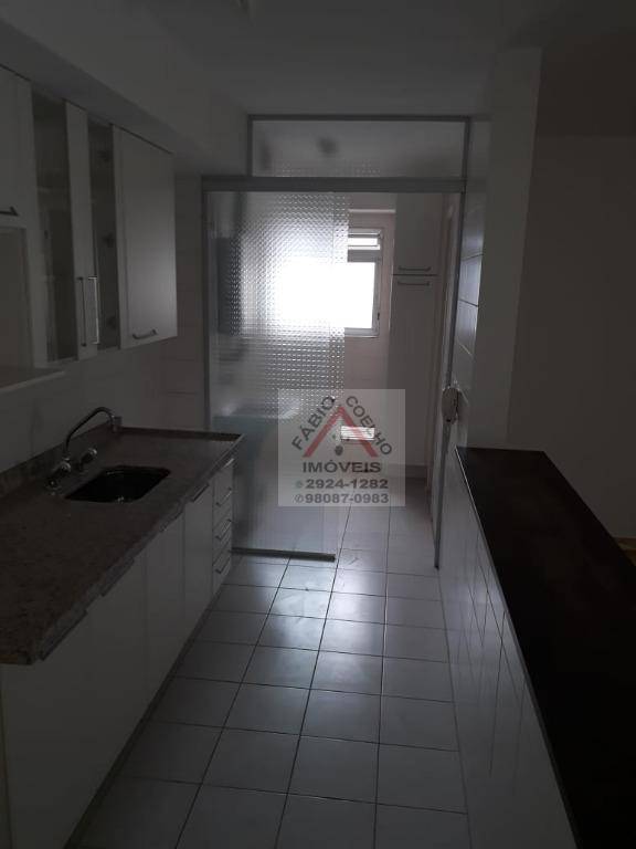 Apartamento à venda com 3 quartos, 107m² - Foto 18