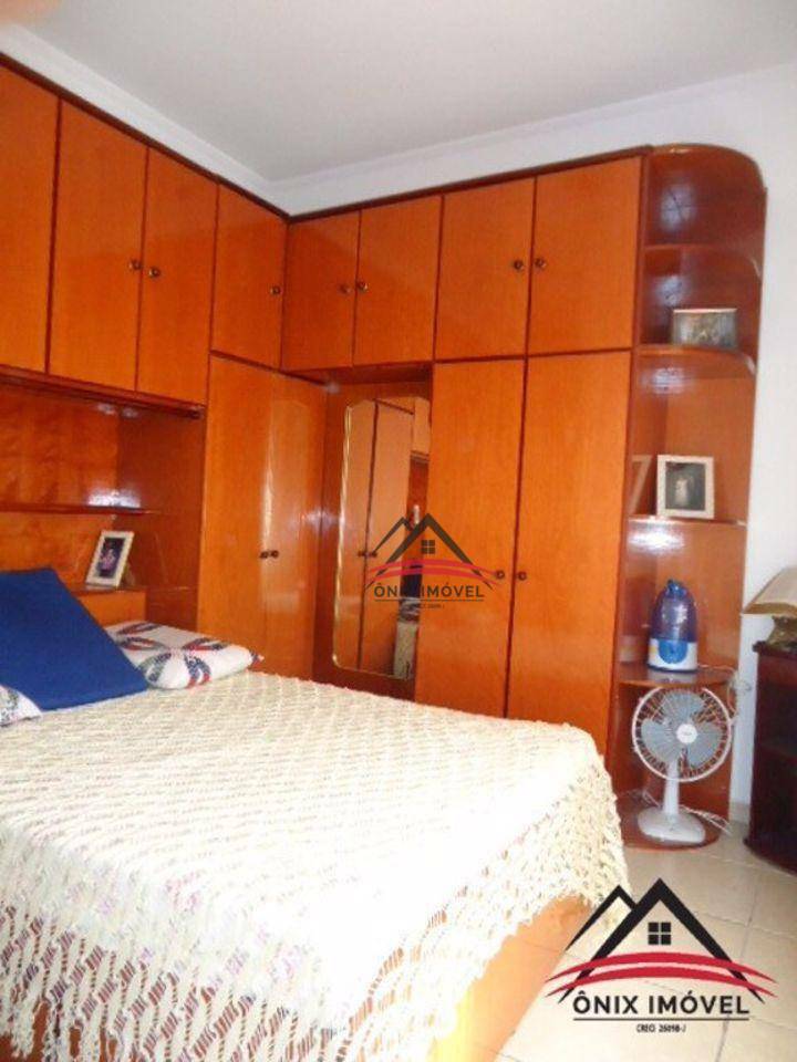 Casa à venda com 3 quartos, 230m² - Foto 19