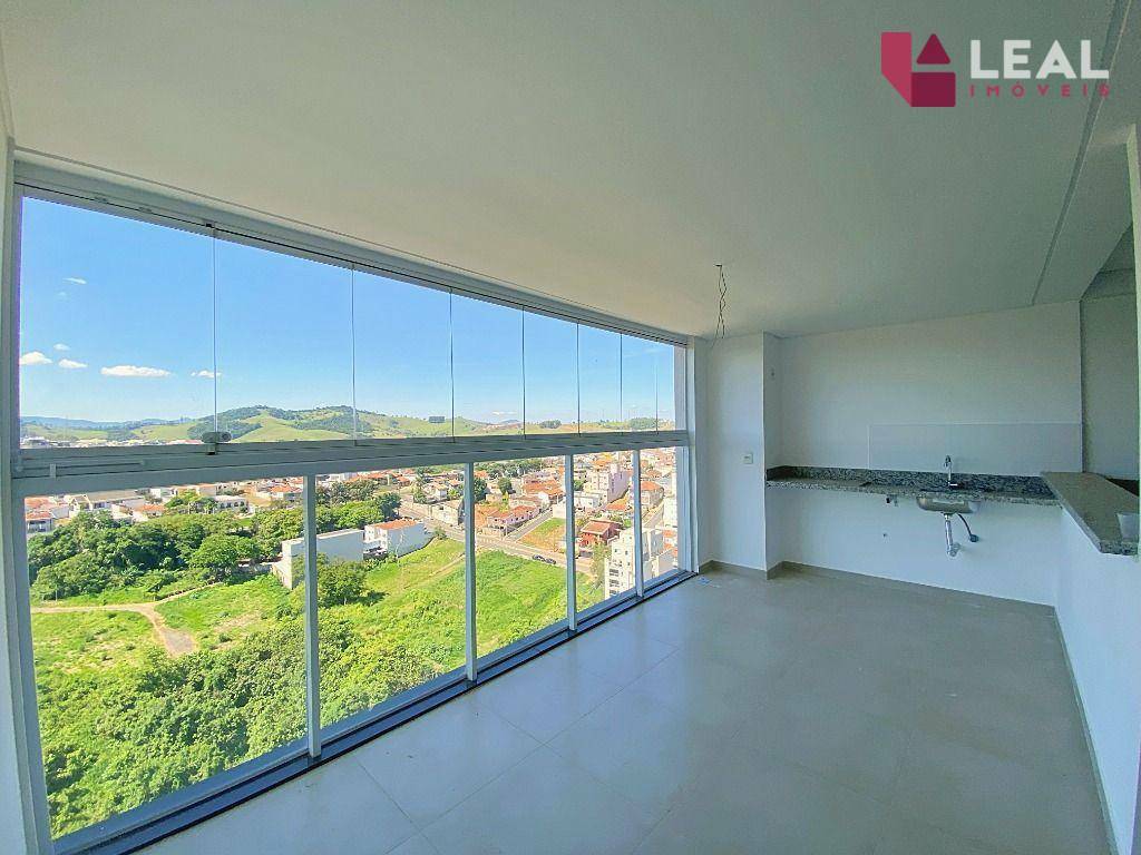 Apartamento, 3 quartos, 130 m² - Foto 1