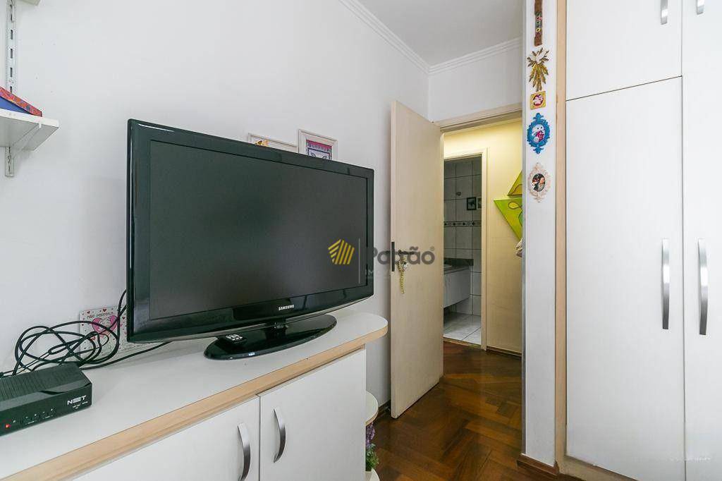 Apartamento à venda com 3 quartos, 111m² - Foto 9