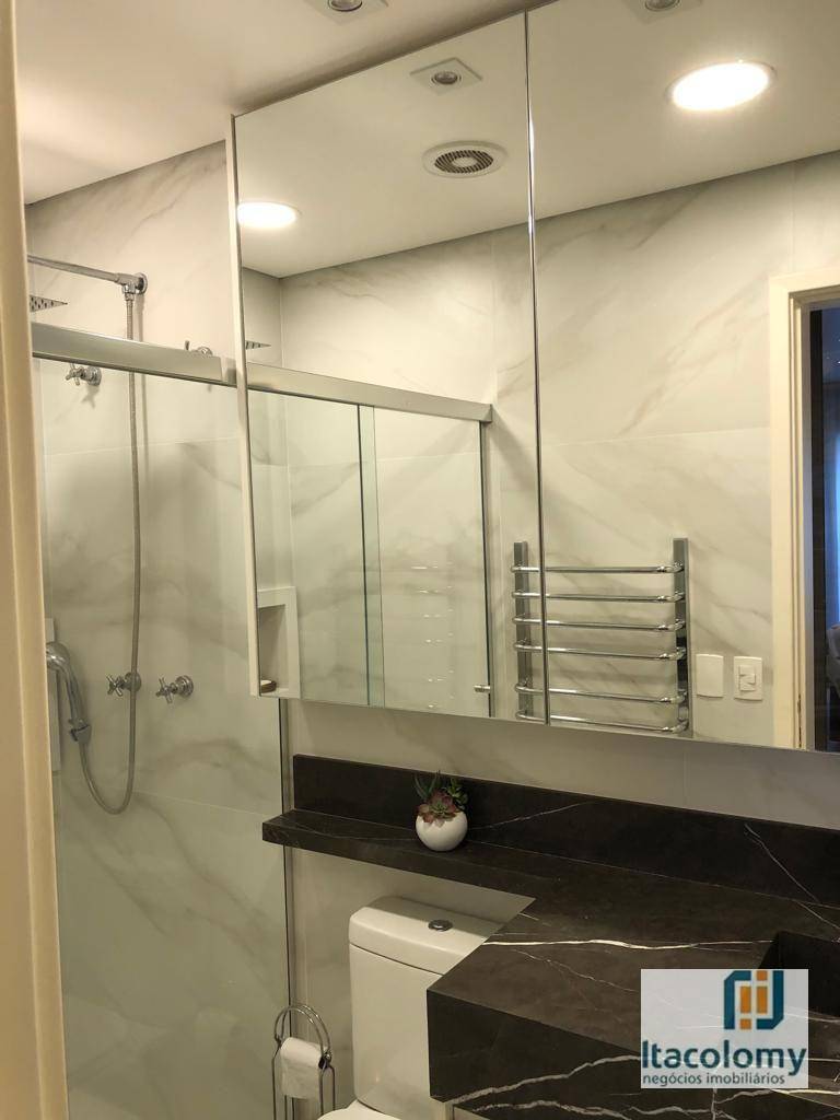 Apartamento à venda com 3 quartos, 212m² - Foto 18