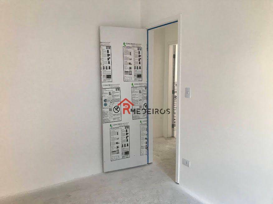 Apartamento à venda com 2 quartos, 83m² - Foto 11