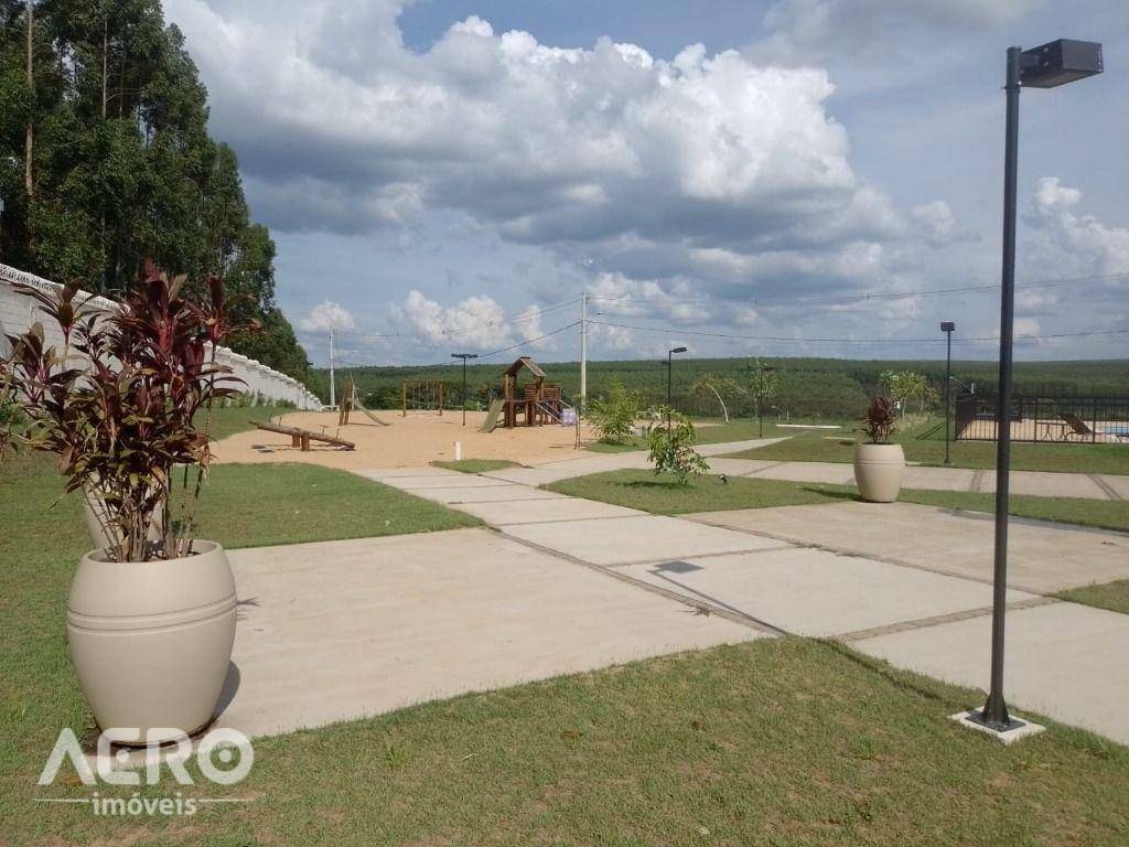 Casa de Condomínio à venda e aluguel com 3 quartos, 198m² - Foto 24