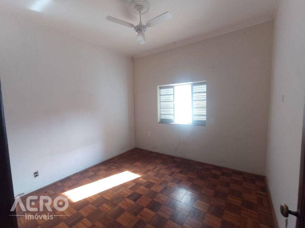 Casa à venda com 3 quartos, 170m² - Foto 15