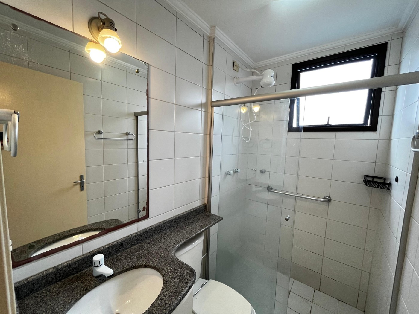 Apartamento para alugar com 1 quarto, 50m² - Foto 11
