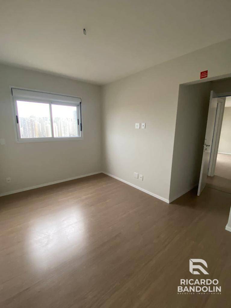 Apartamento à venda com 2 quartos, 71m² - Foto 8