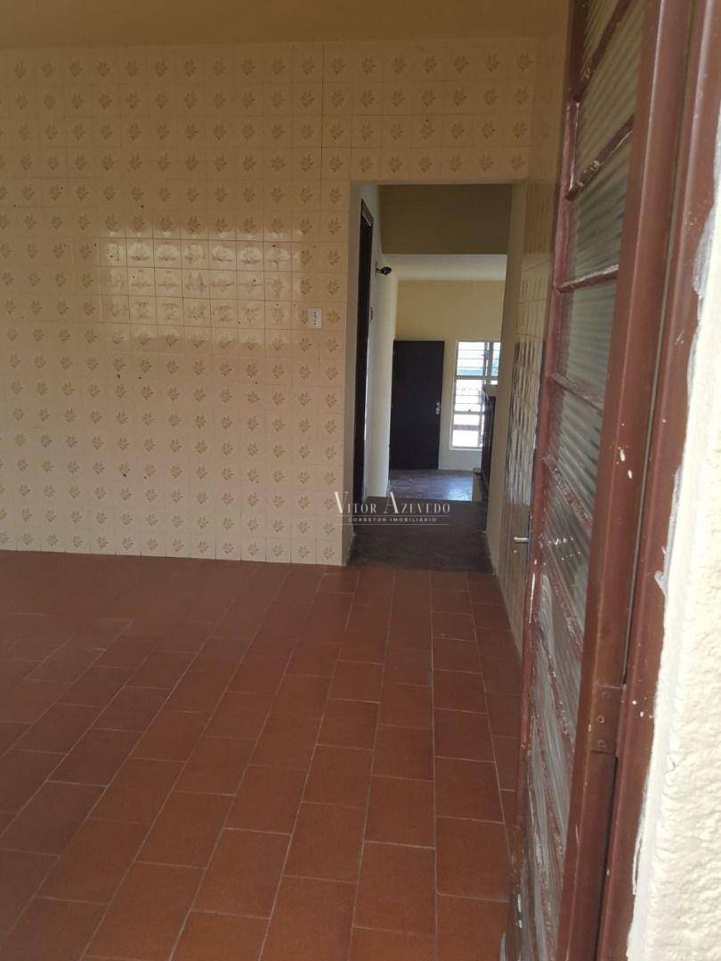 Casa à venda com 2 quartos, 190m² - Foto 8