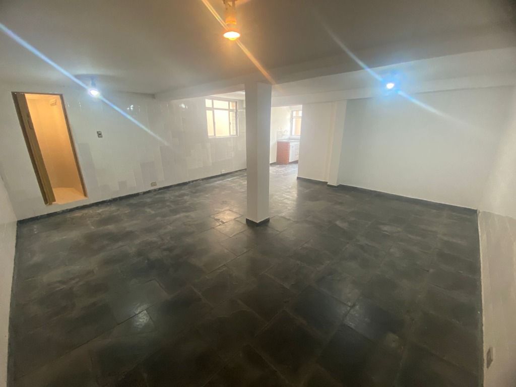 Casa à venda com 3 quartos, 150m² - Foto 30