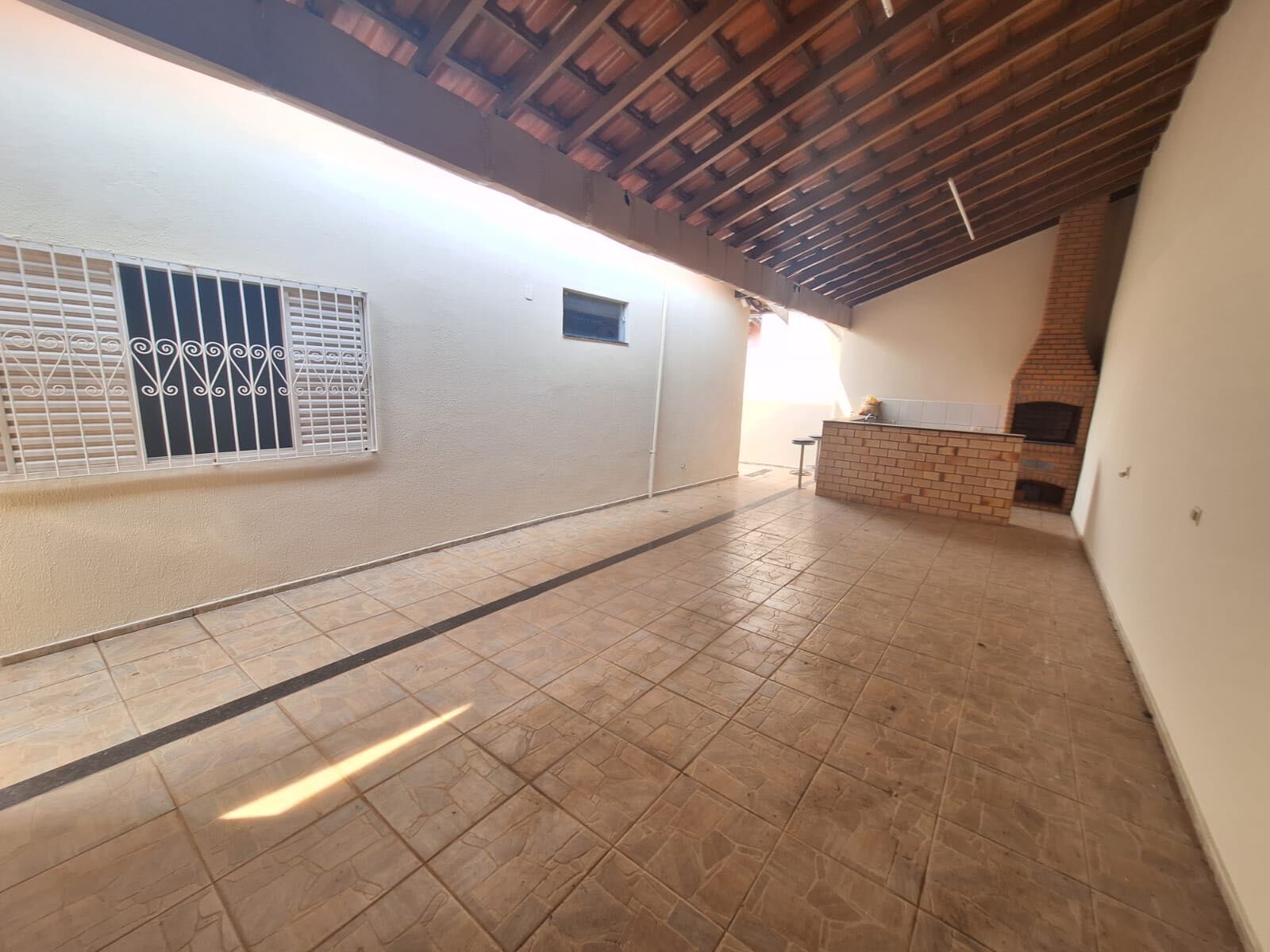 Casa à venda com 3 quartos, 220m² - Foto 15