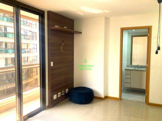 Apartamento à venda com 2 quartos, 76m² - Foto 16