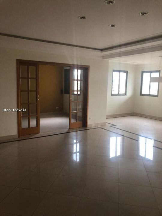 Apartamento à venda com 4 quartos, 203m² - Foto 6