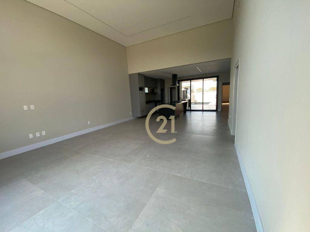 Casa de Condomínio à venda com 3 quartos, 225m² - Foto 18