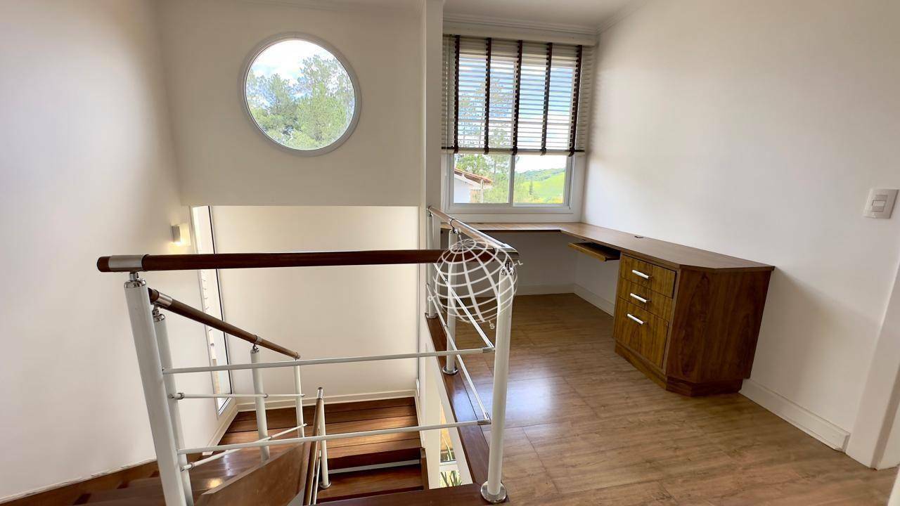 Casa à venda com 4 quartos, 365m² - Foto 18