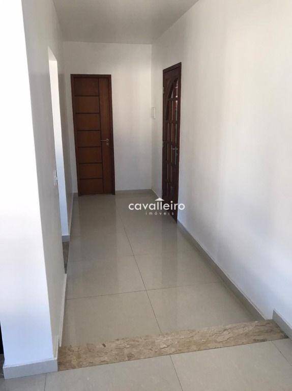 Casa à venda com 4 quartos, 250m² - Foto 13