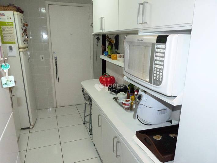 Cobertura à venda com 3 quartos, 200m² - Foto 17