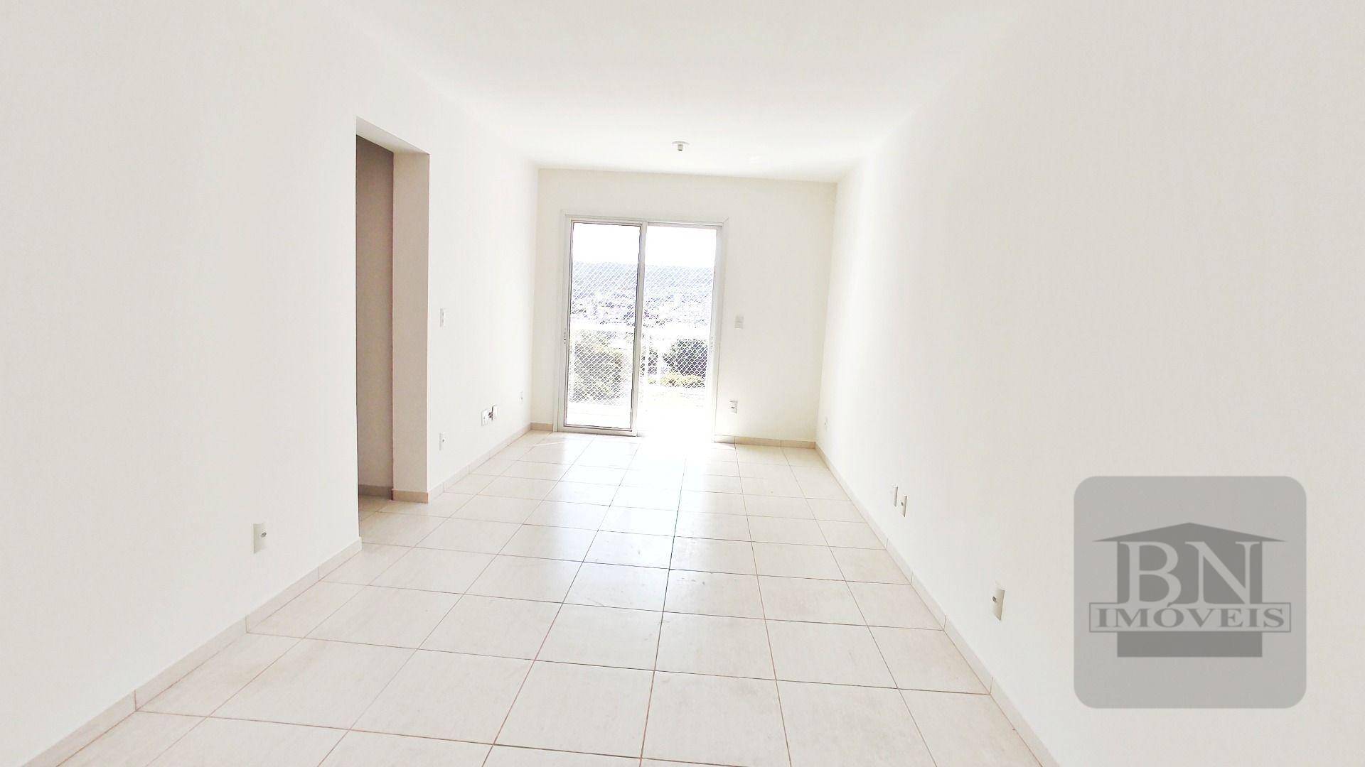 Apartamento para alugar com 3 quartos, 94m² - Foto 3