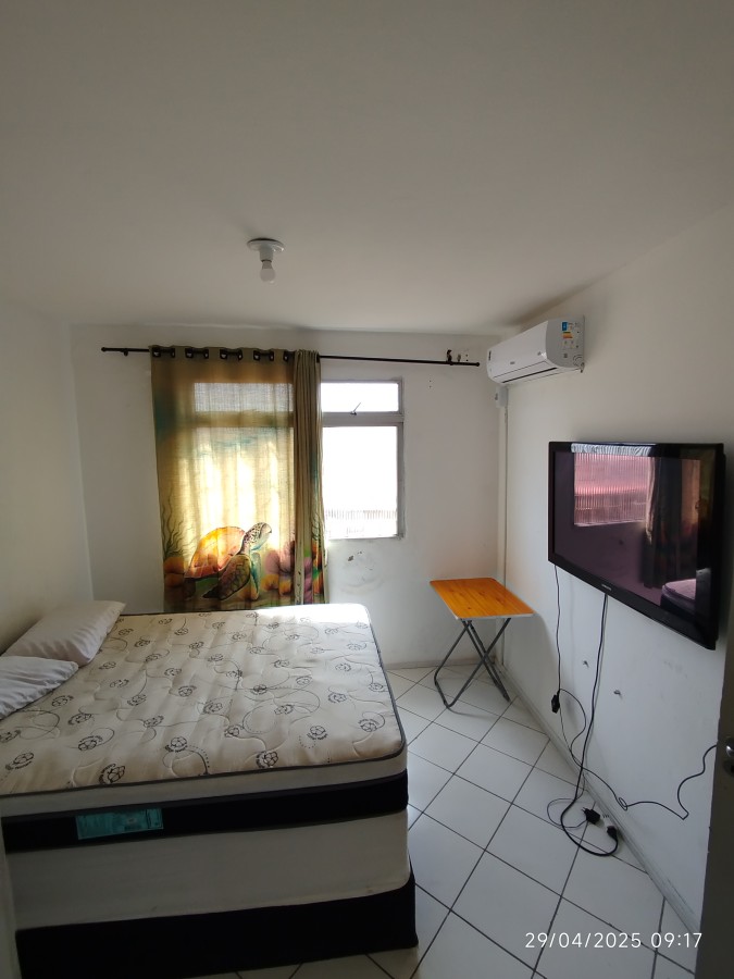 Apartamento para alugar com 2 quartos, 75m² - Foto 13
