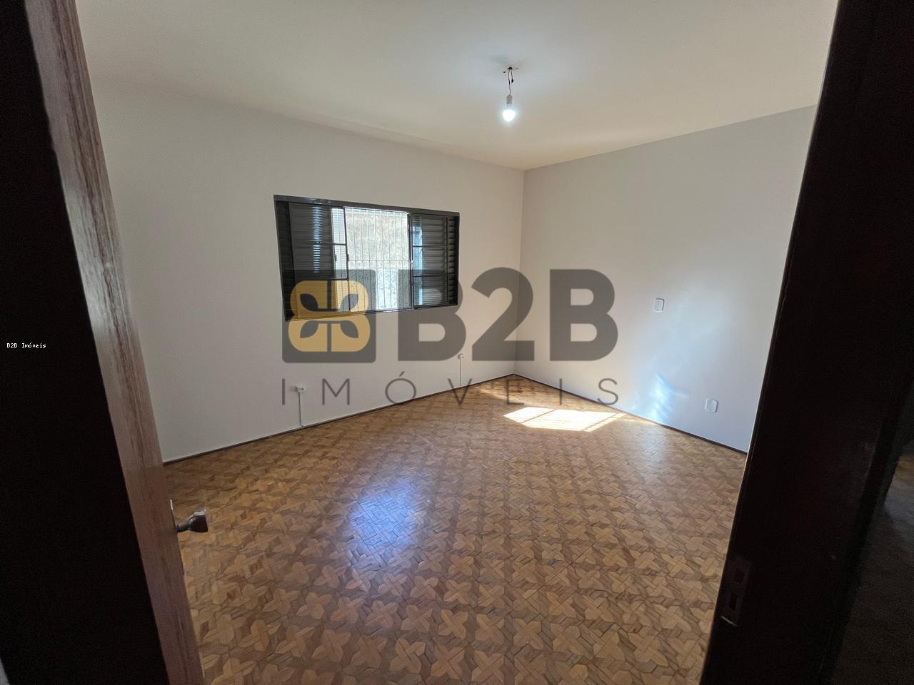 Casa à venda com 3 quartos, 169m² - Foto 13