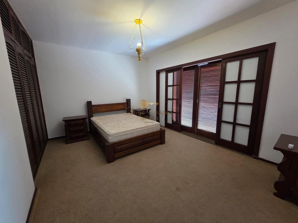 Casa de Condomínio para alugar com 4 quartos, 330m² - Foto 19