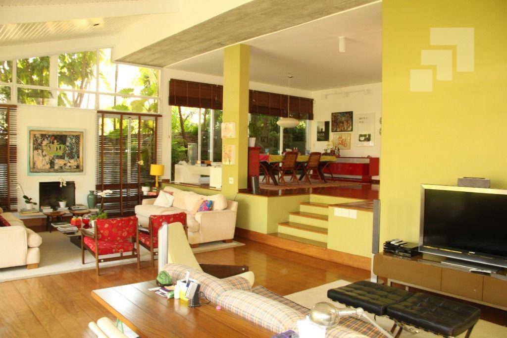 Sobrado à venda com 4 quartos, 540m² - Foto 18