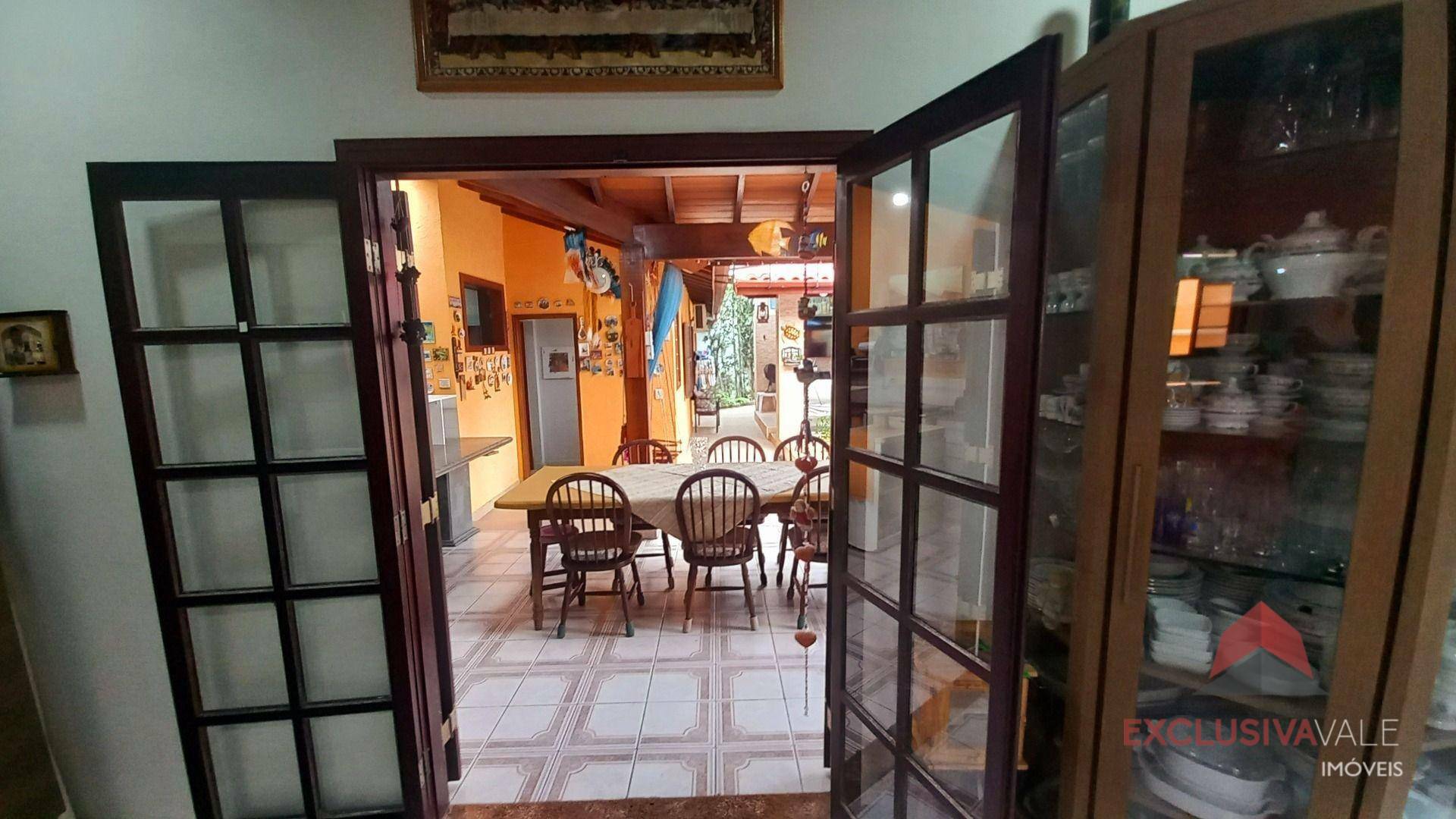 Casa à venda com 6 quartos, 356m² - Foto 60