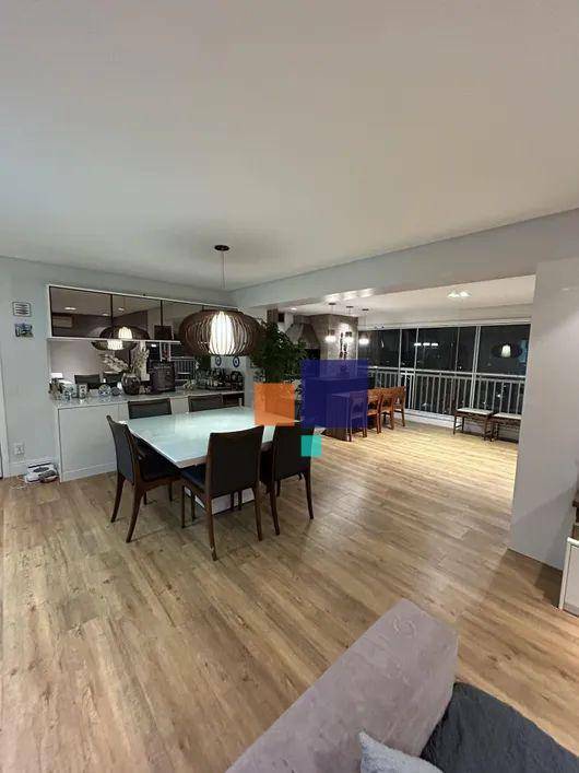 Apartamento à venda com 3 quartos, 143m² - Foto 4