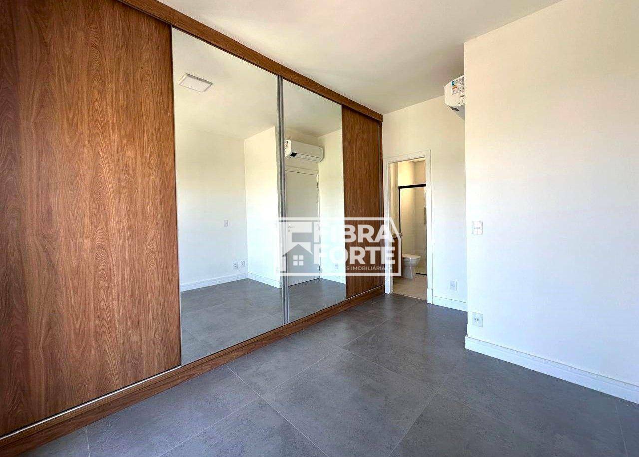 Apartamento para alugar com 3 quartos, 91m² - Foto 12