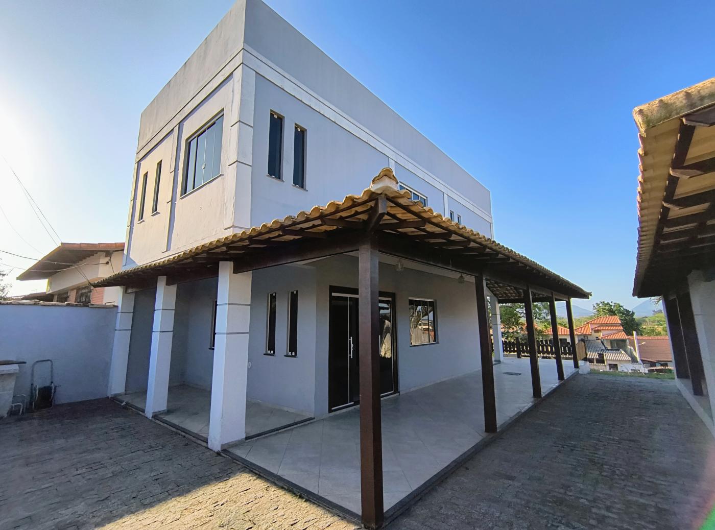 Casa à venda com 2 quartos, 642m² - Foto 1