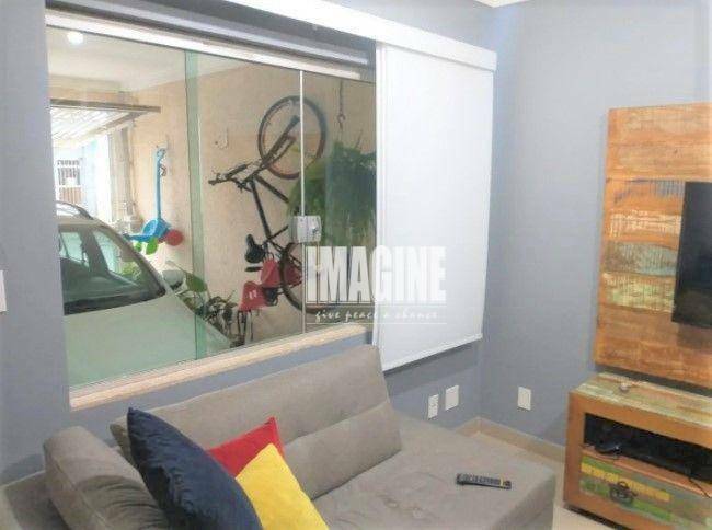 Sobrado à venda com 2 quartos, 140m² - Foto 2