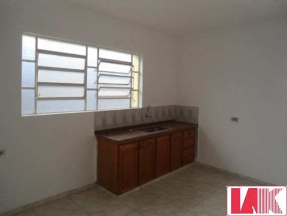 Casa à venda e aluguel com 1 quarto, 112m² - Foto 13