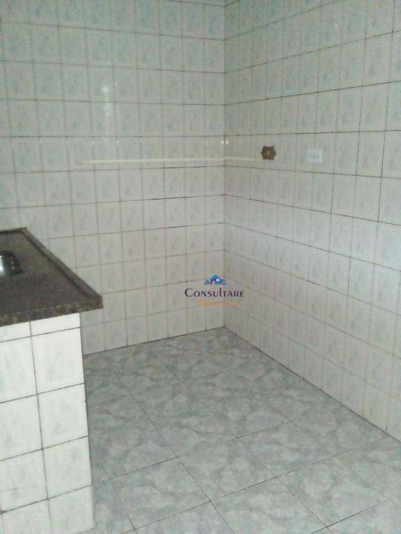 Casa para alugar com 2 quartos, 80m² - Foto 16