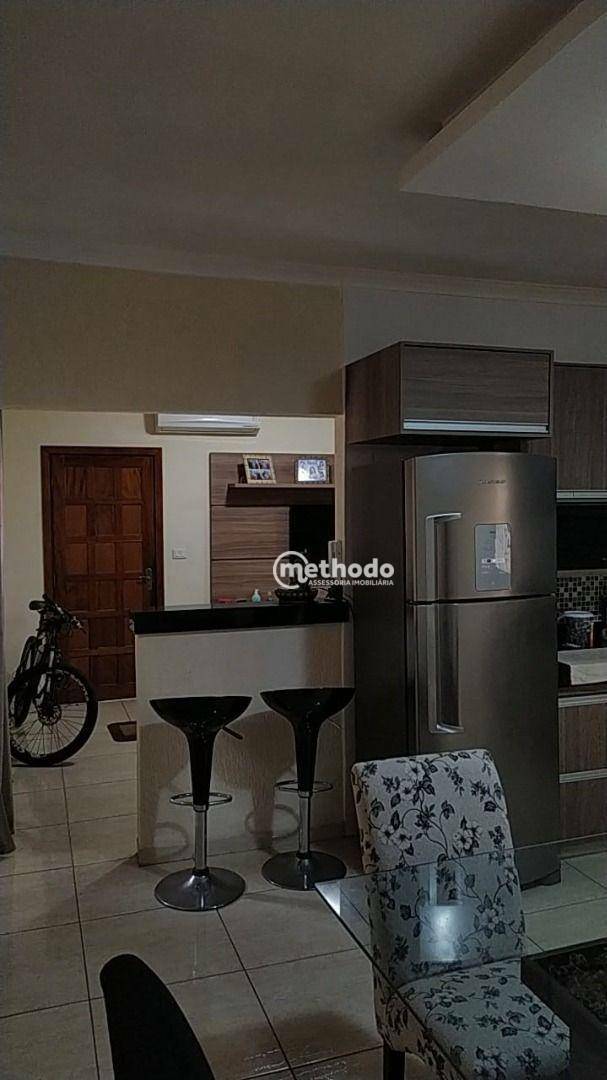 Casa à venda com 2 quartos, 120m² - Foto 2