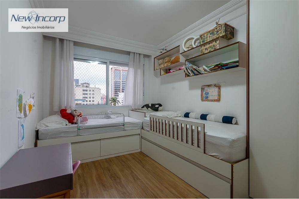 Apartamento à venda com 3 quartos, 127m² - Foto 10