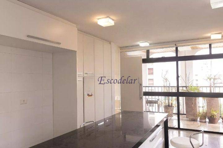 Apartamento à venda com 4 quartos, 240m² - Foto 7