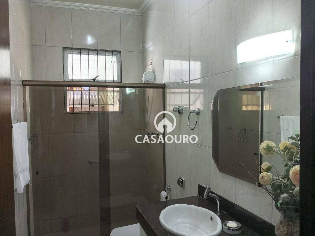 Casa à venda com 4 quartos, 197m² - Foto 23